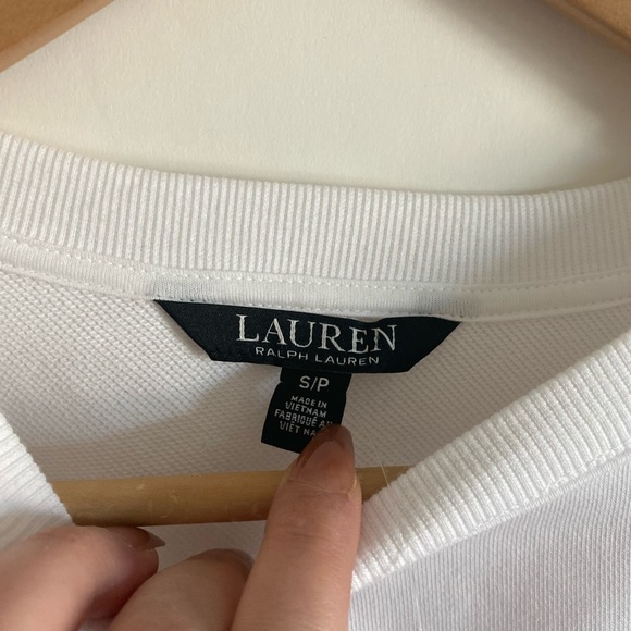 RALPH LAUREN EMBROIDERED LOGO SWEATSHIRT - Picture 9 of 10